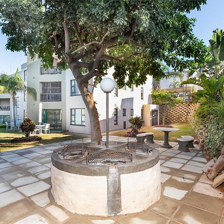 7 The Shades Umhlanga Rocks Apartamento Durban Exterior foto