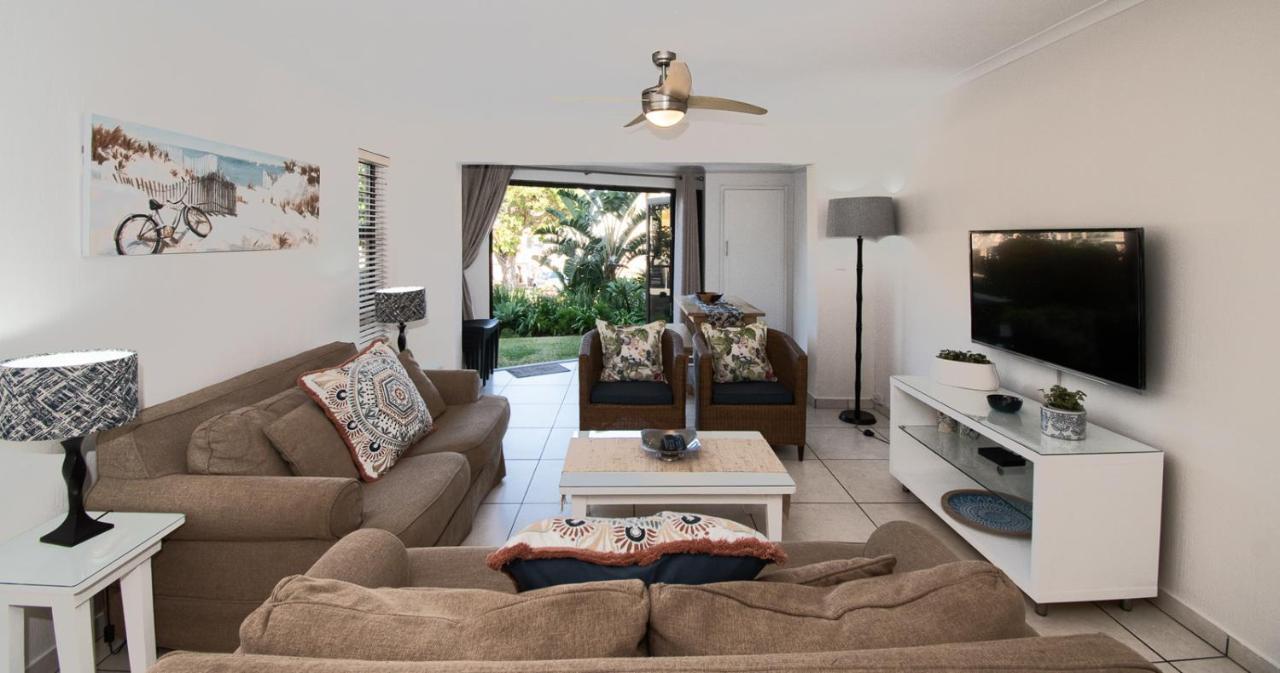 7 The Shades Umhlanga Rocks Apartamento Durban Exterior foto