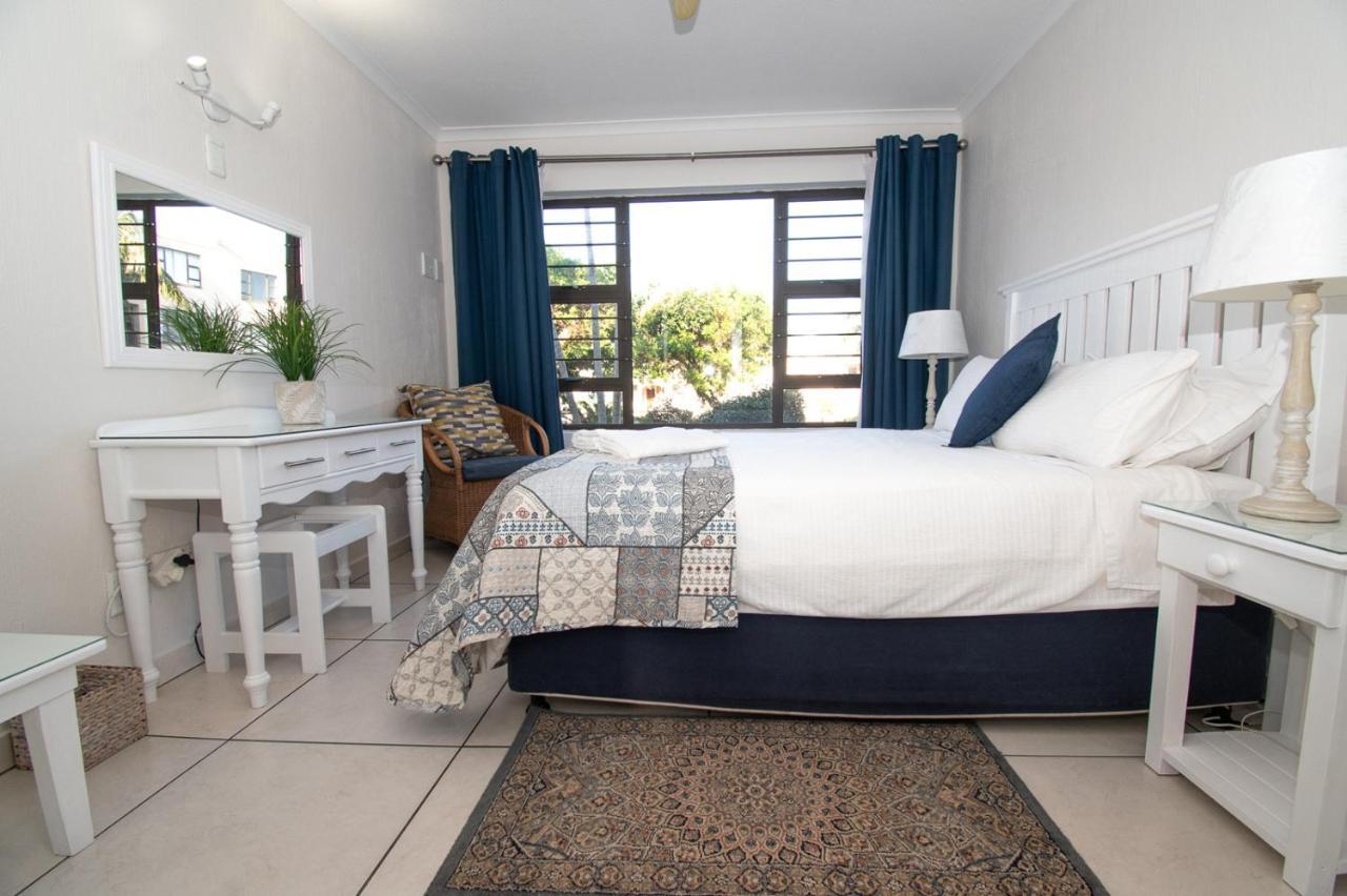 7 The Shades Umhlanga Rocks Apartamento Durban Exterior foto