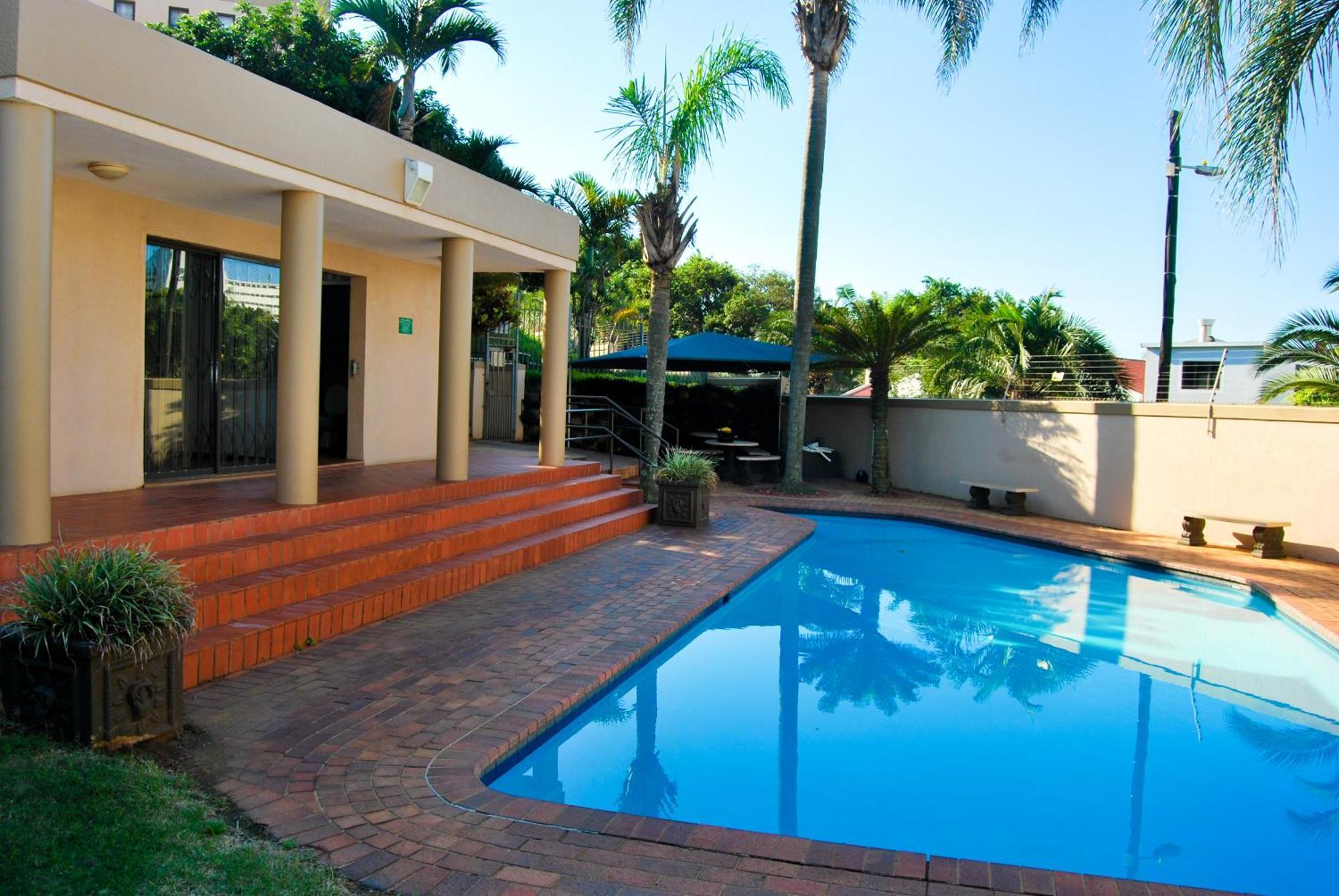7 The Shades Umhlanga Rocks Apartamento Durban Exterior foto